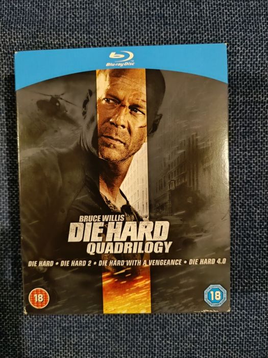 Pack "Die Hard" em Blu ray (portes grátis)