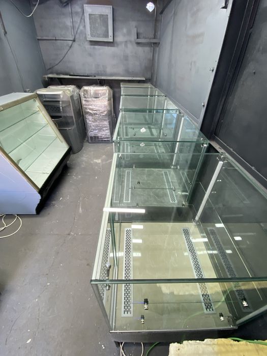 Кондитерская витрина Куб для десертов Холодильник в кафе кофейню