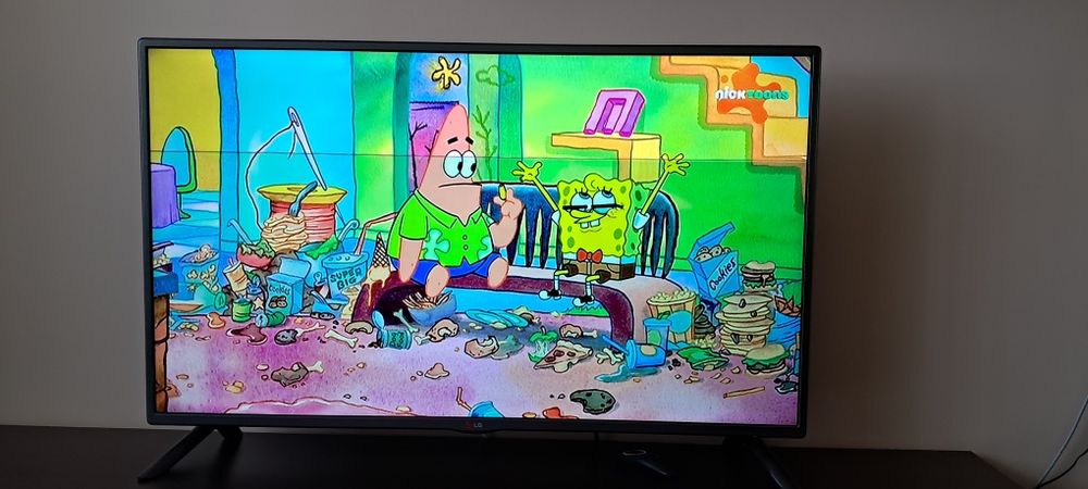 Телевізор LG 42   .