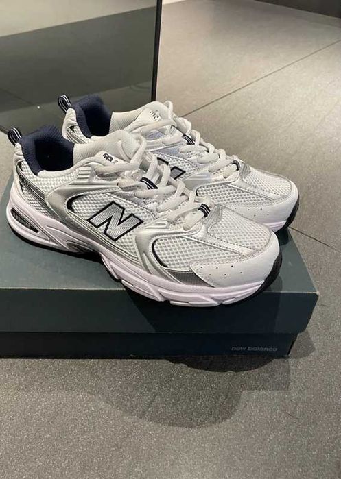 New Balance 530 White Silver Navy R.40