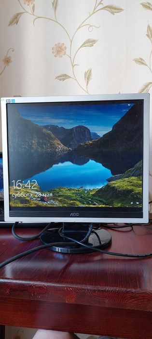 Продається монітор пк