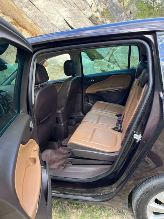 Opel Zafira C Tourer