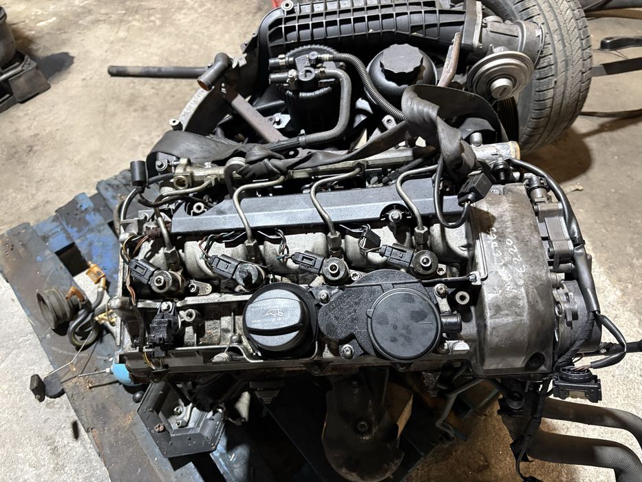 Cabeça motor Mercedes 220cdi