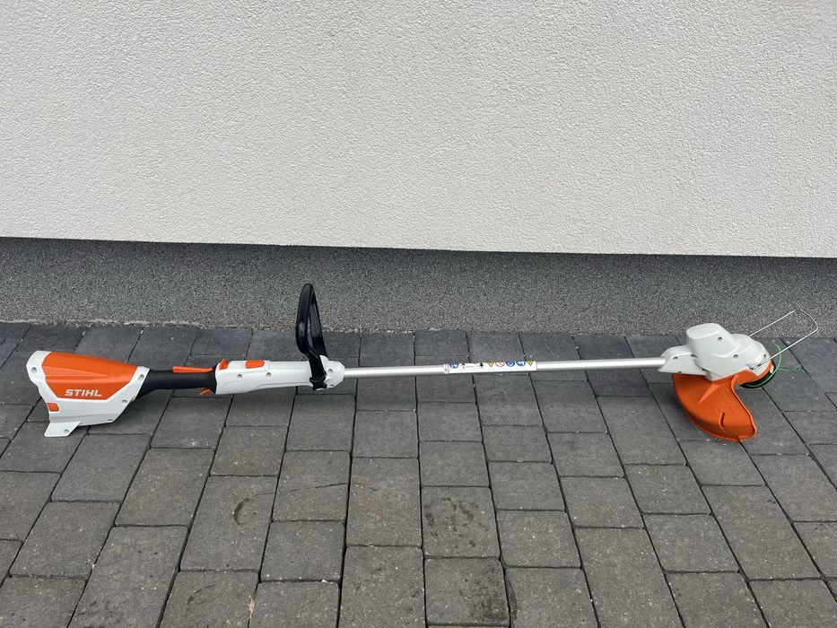 Kosa podkaszarka akumulatorowa Stihl FSA 57