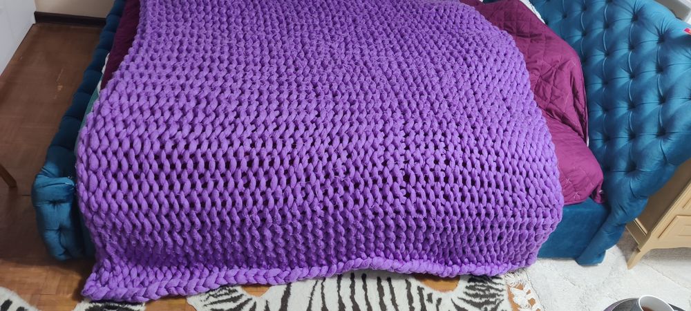 Koc z wełny czesankowej 240 na 178 cm fioletowy