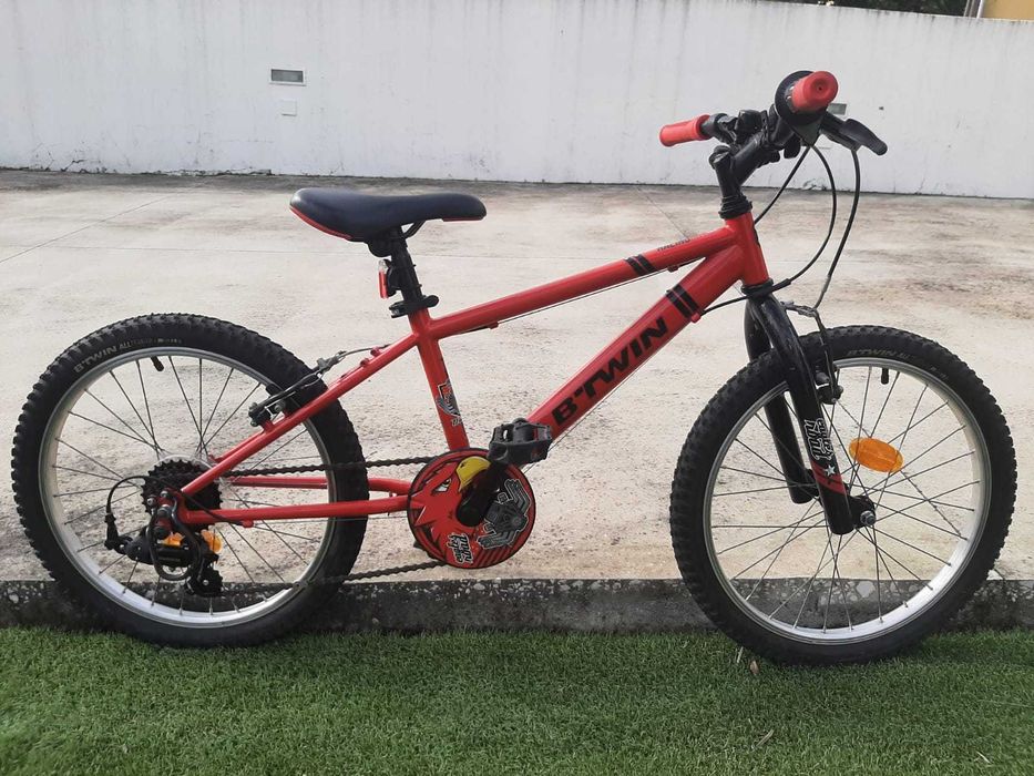 Bicicleta Criança Roda 20” B’Twin - Vermelha