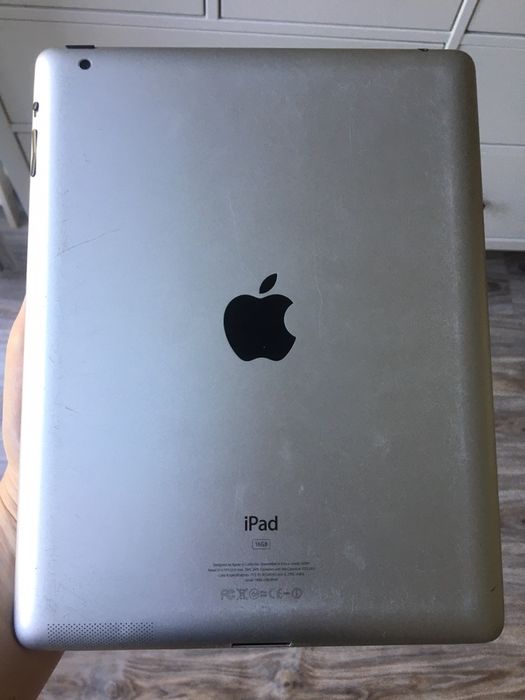Tablet iPad 2 gen 16GB uszkodzony ekran