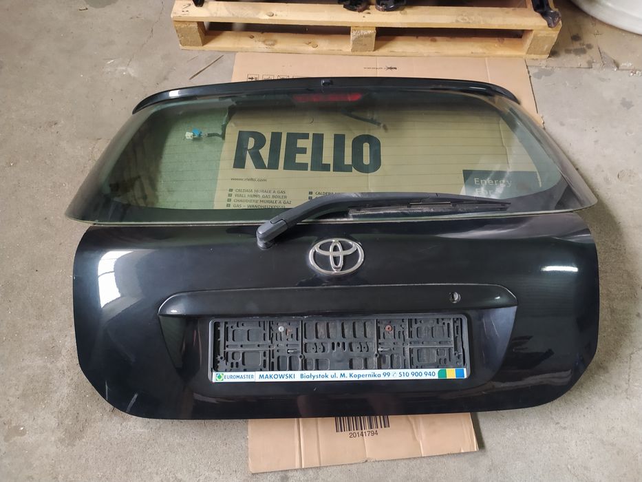 Klapa bagażnika toyota corolla e12 02-06r.