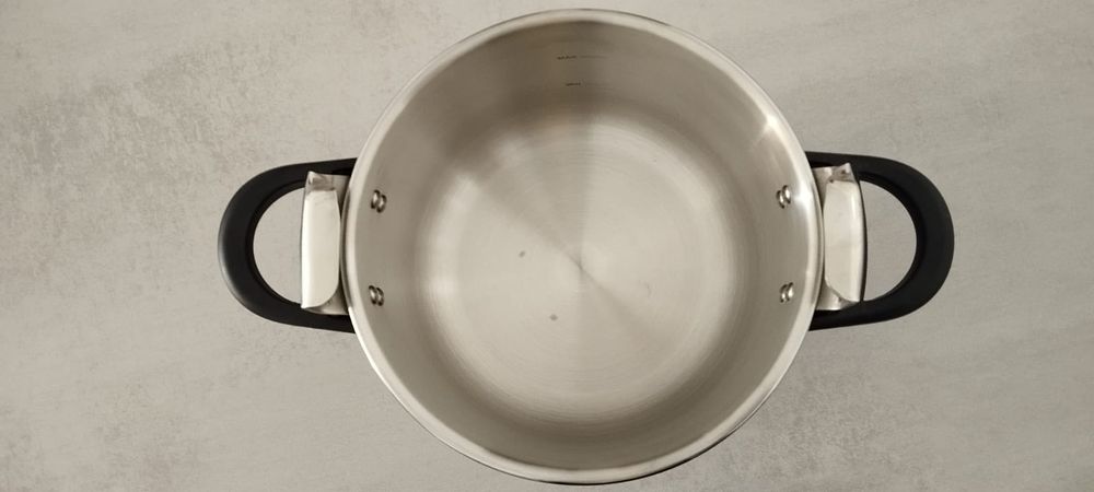 Panela de pressão jata 6L.