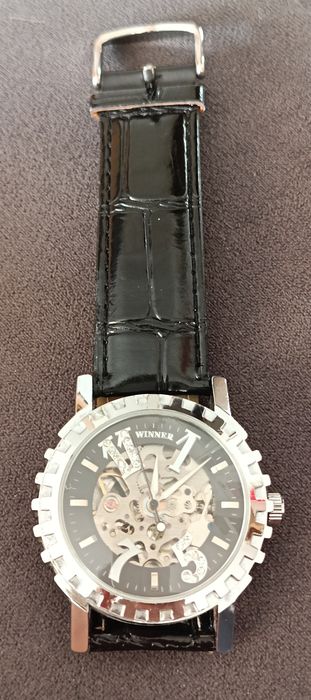 zegarek mechaniczny winner