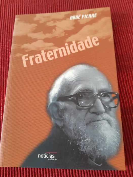 vários livros de teologia à escolha