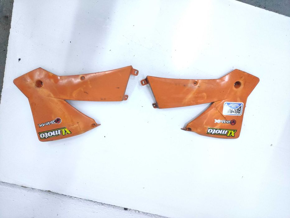 KTM 520 Sx,525,450 Exc Boczki na zbiornik paliwa Bak owiewki czesci