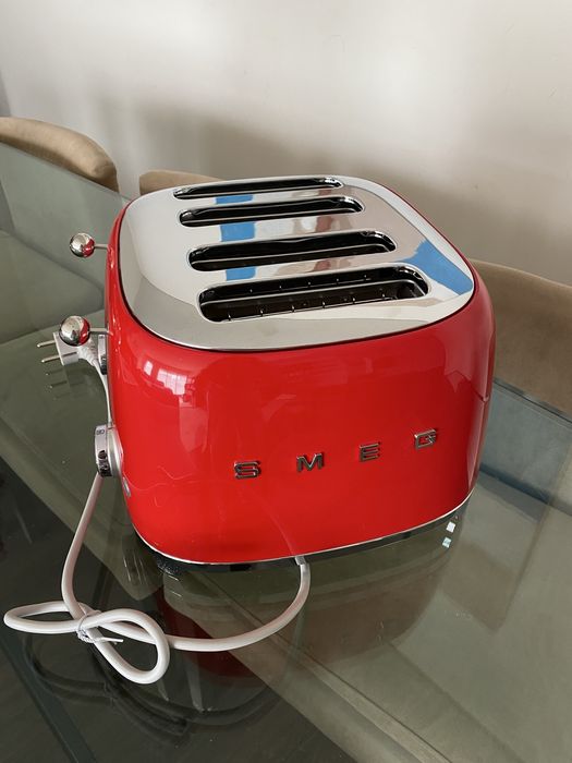 Torradeira Smeg vermelha NOVA - 4 entradas
