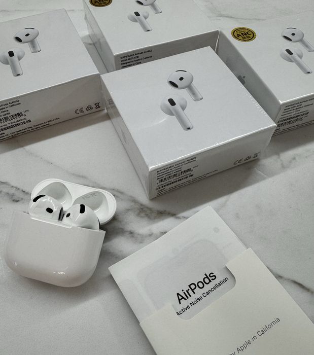 Навушники AirPods 4 / наушники