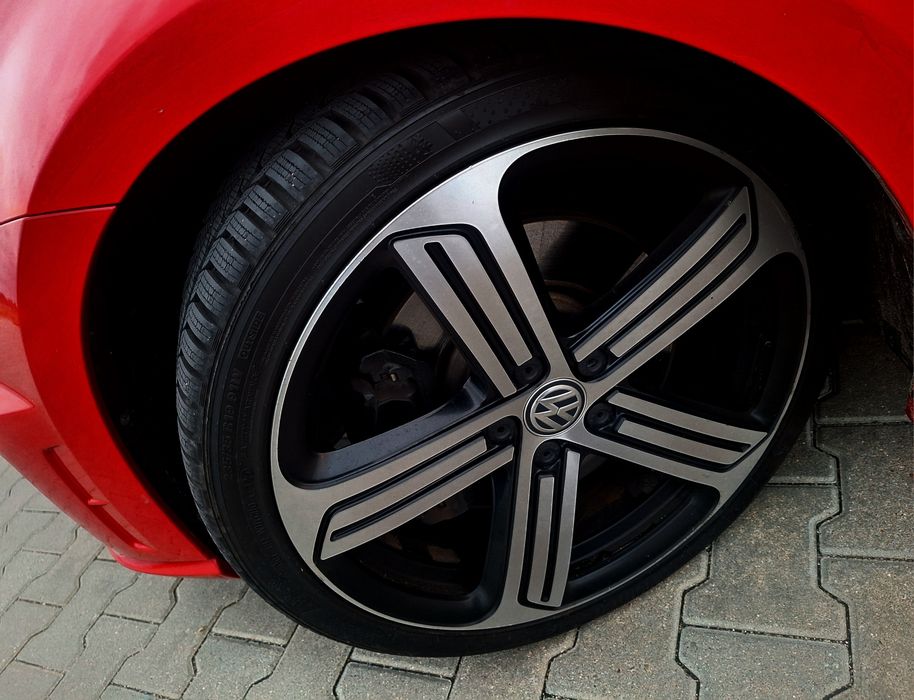 VW Golf VII 7 wersja R-2.0 TSI- 300KM 4x4 SUPER STAN
