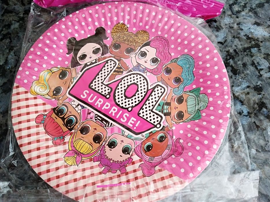Pratos, copos e guardanapos LOL Surprise -novo
