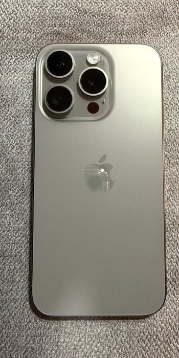 iPhone 15 pro 512 gb