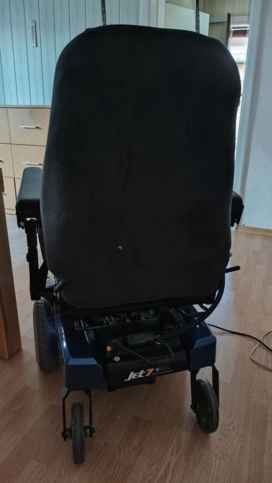 Wózek inwalidzki elektryczny