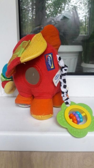 Интерактивная игрушка слоник (Playgro)