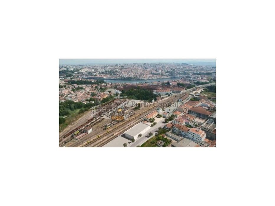 Excelente Apartamento T1, Com Lugar De Parqueamento, Junto Ao Metro...
