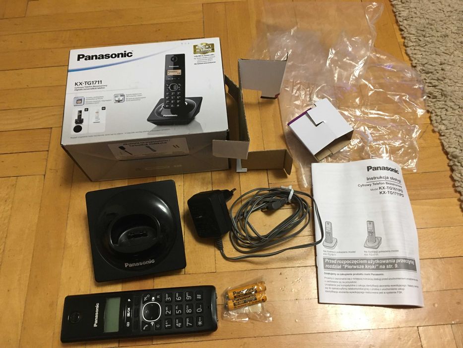 Telefon stacjonarny Panasonic KX-TG1711 Black Bezprzewodowy