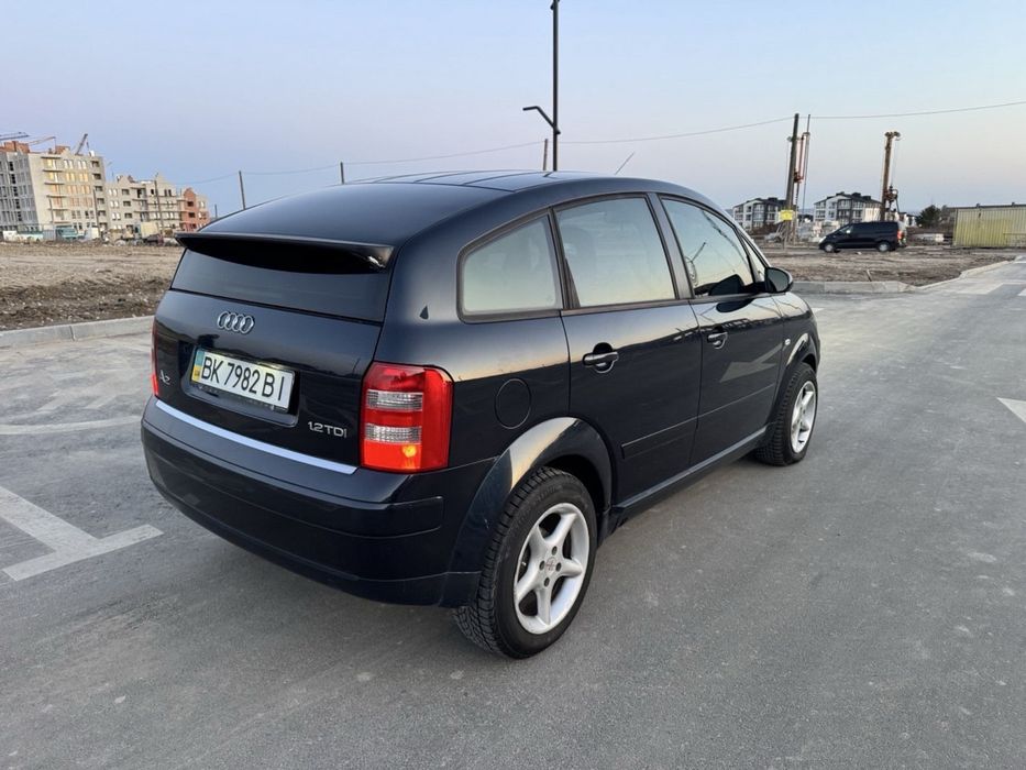 Продам автомобіль Ауді А-2