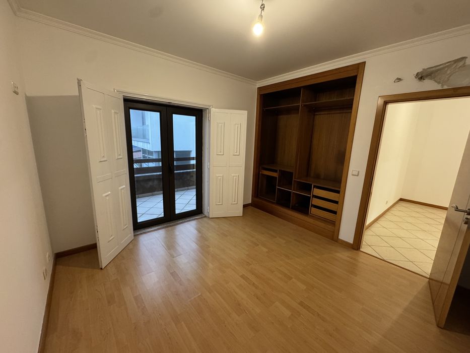 1/2 Moradia T3 para arrendamento