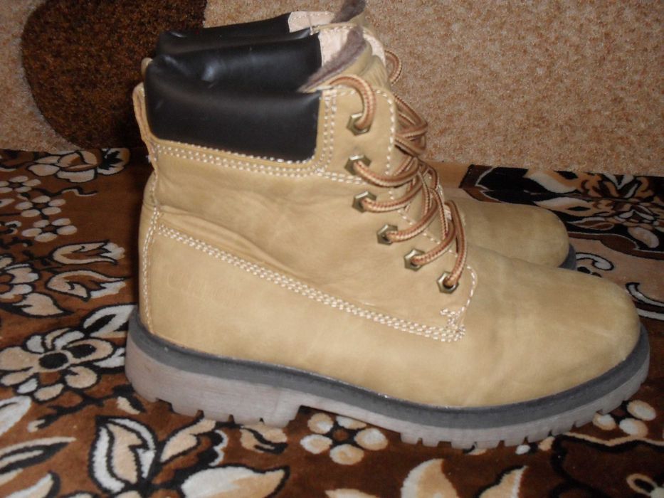 Зимние ботинки CANYON  Р.38 оригинал