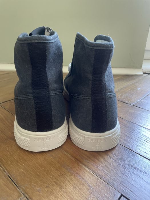 Superdry trampki vegan 42