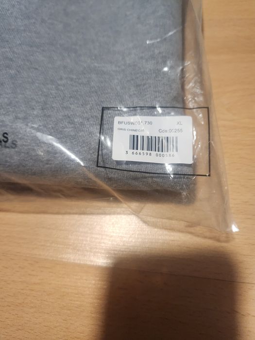 szara bluza crewneck AMI PARIS