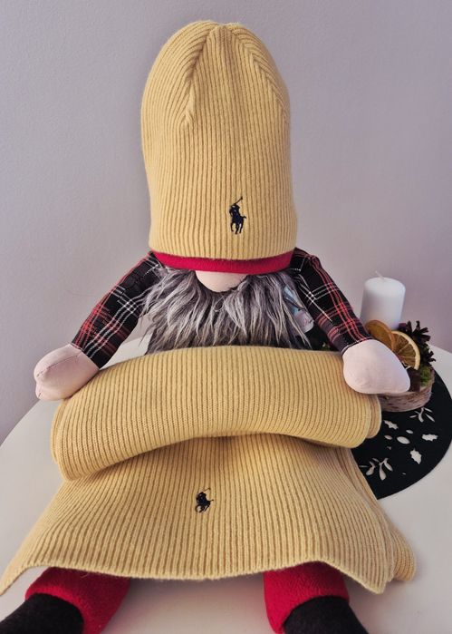 Czapka i szalik jasny żółty