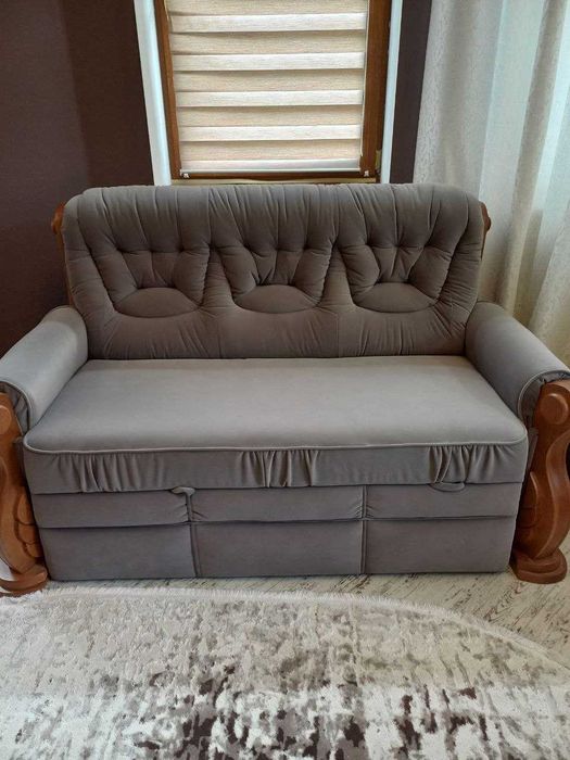 Продается раскладной диван и кресло