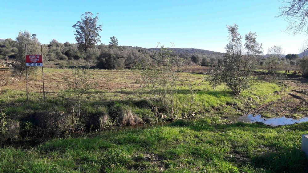 Vende-se terreno Rústico