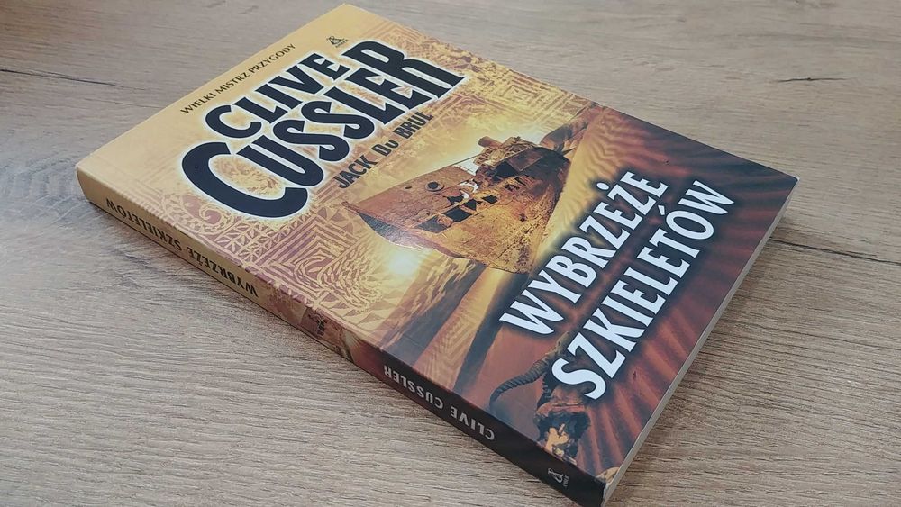 Wybrzerze szkieletów - Clive Cussler