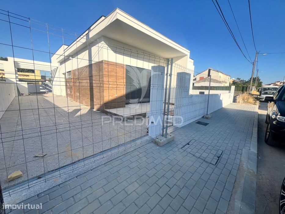 Moradia T3 + 1 Piscina