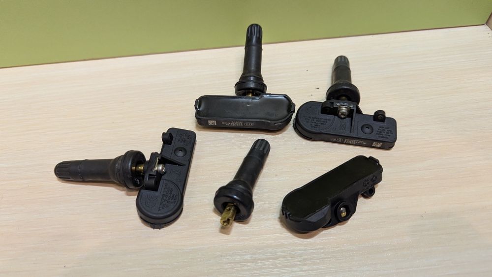 Датчики давления в шинах DODGE комплект