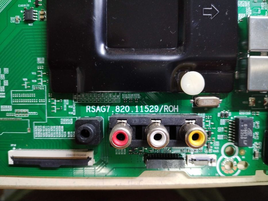 Várias fontes de alimentação tv