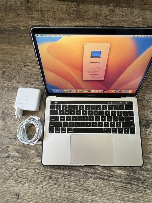 Apple MacBook Pro 13"  i5 | 8 GB RAM | 256 GB SSD | 4x Thunderbolt 3! 100 % sparwny! Okazja!