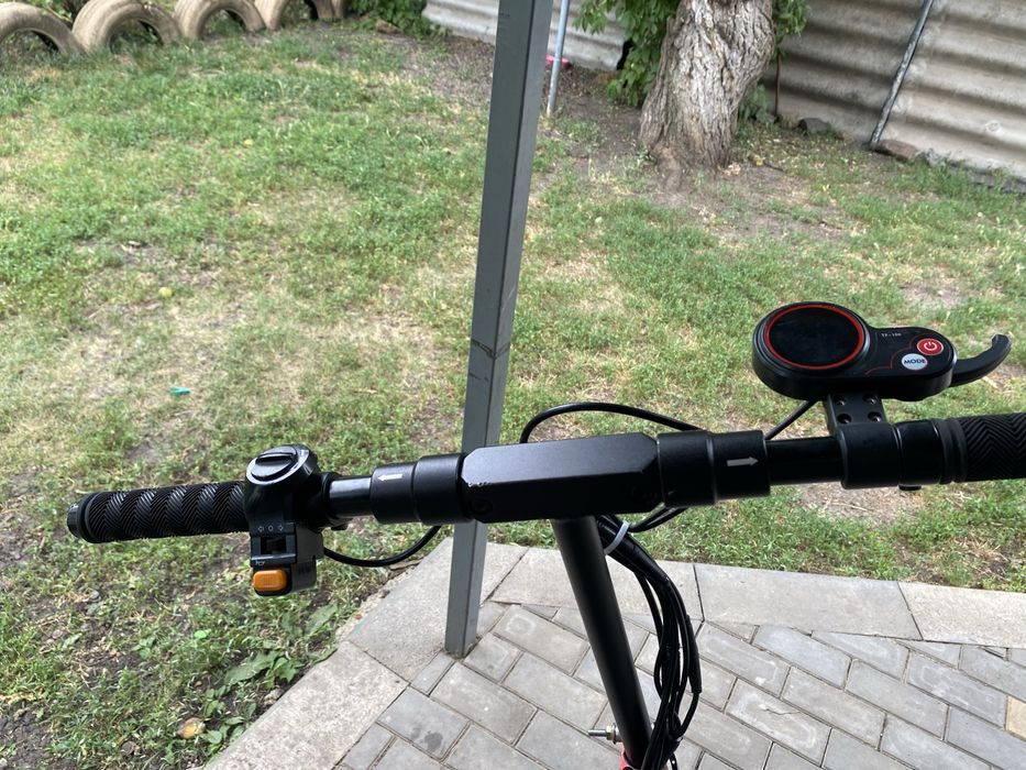 Продам електросамокати