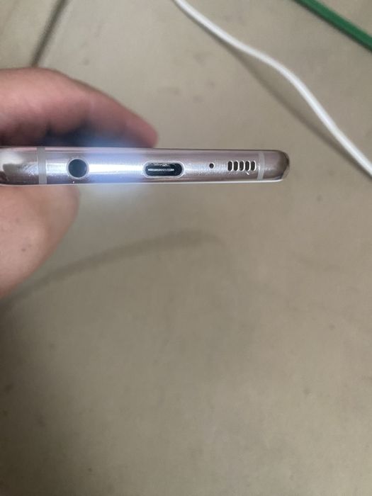 Смартфон Samsung S10+ 8\512gb