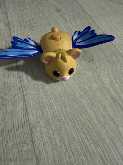 Іграшка Хомьяк Adopt Me roblox з Макдональдз