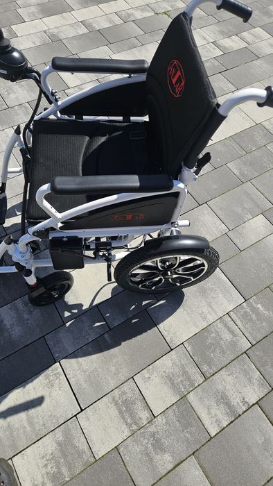 Wózek inwalidzki elektryczny AT52304 NOWY