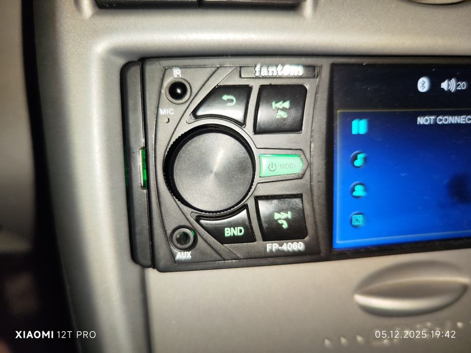 Продам магнитола Fantom fp4060