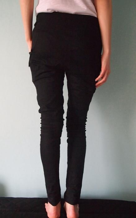 Czarne spodnie haremki XS 34 S 36 rurki chinosy wąskie obniżony krok