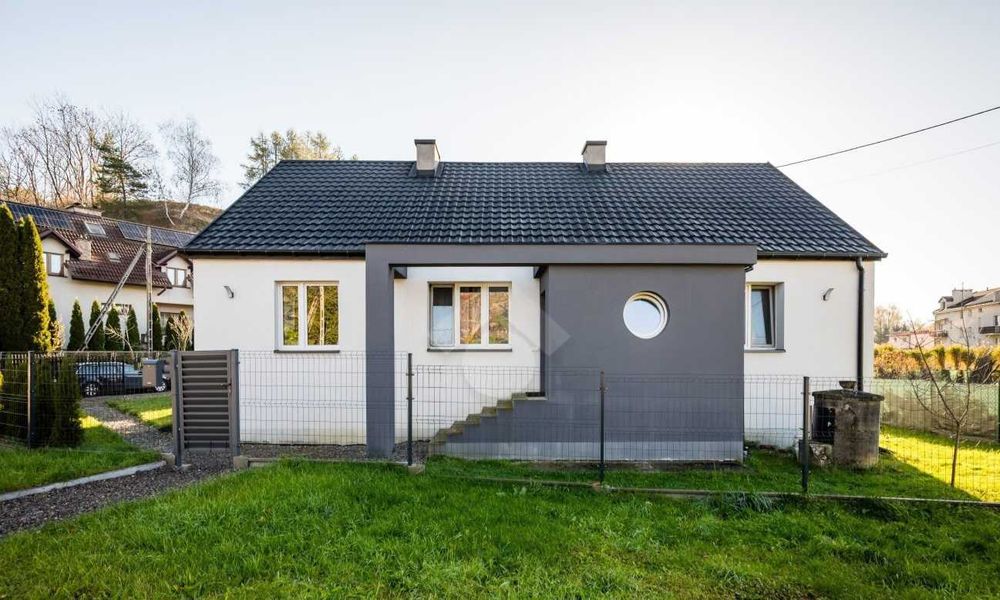 4-pokojowy wolnostojący dom parterowy na sprzedaż w Zielonkach