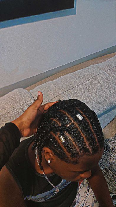 Manutenção e penteados de tranças – Setúbal / Domicílio