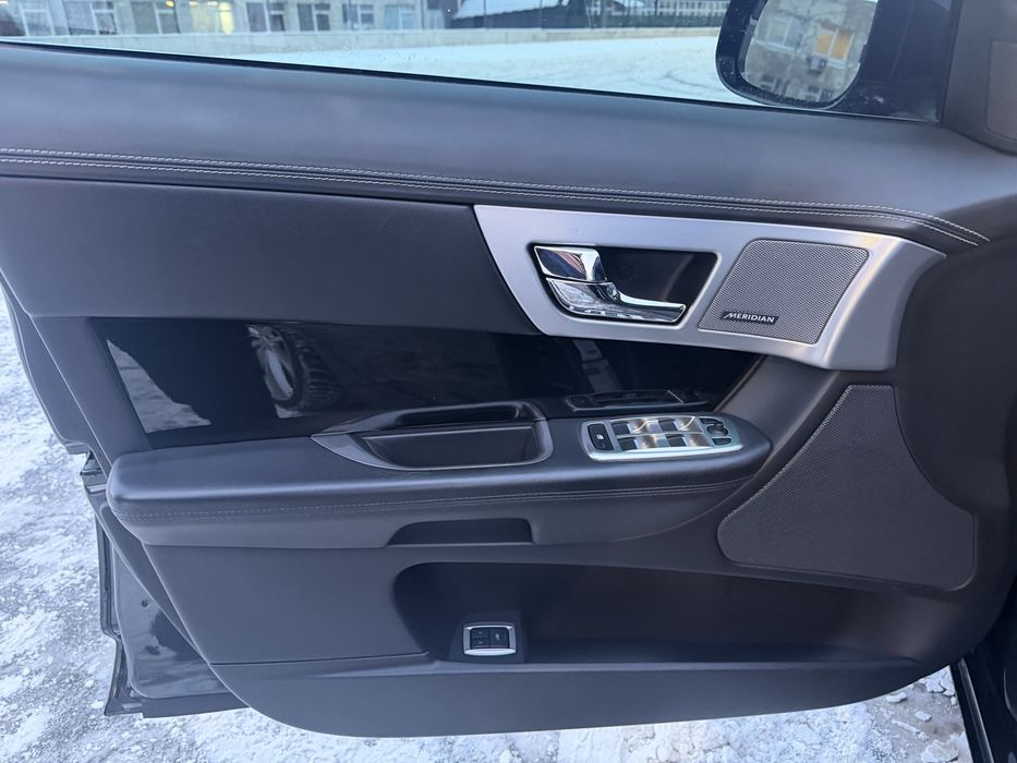 JAGUAR XF 3.0 340 к.с. 2013 р.в.