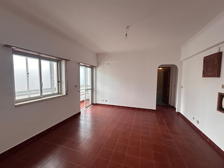 T1 Costa da Caparica Central