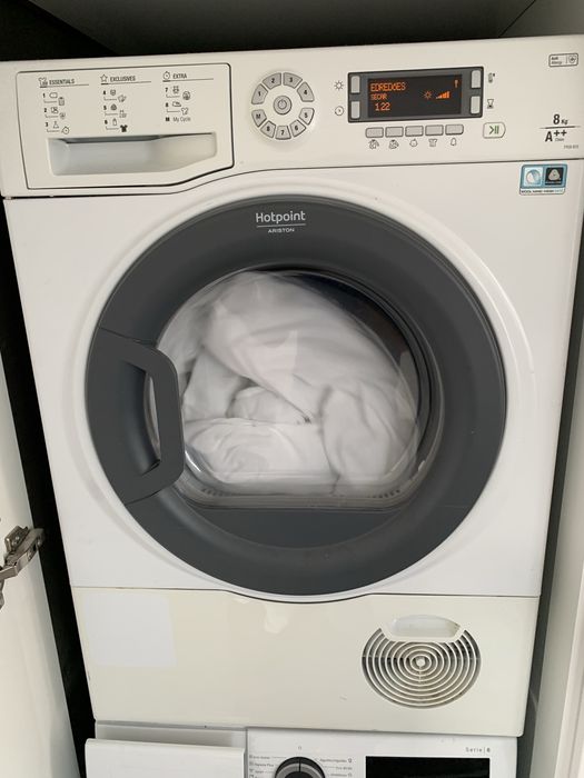 Máquina secar Hotpoint