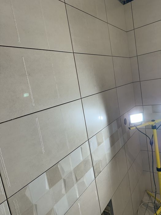Construcao civil- Ladrilho capoto reboco alvenaria pinturas maquinas etc